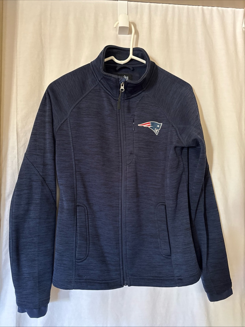 New England Patriots women's heavy fleece medium new